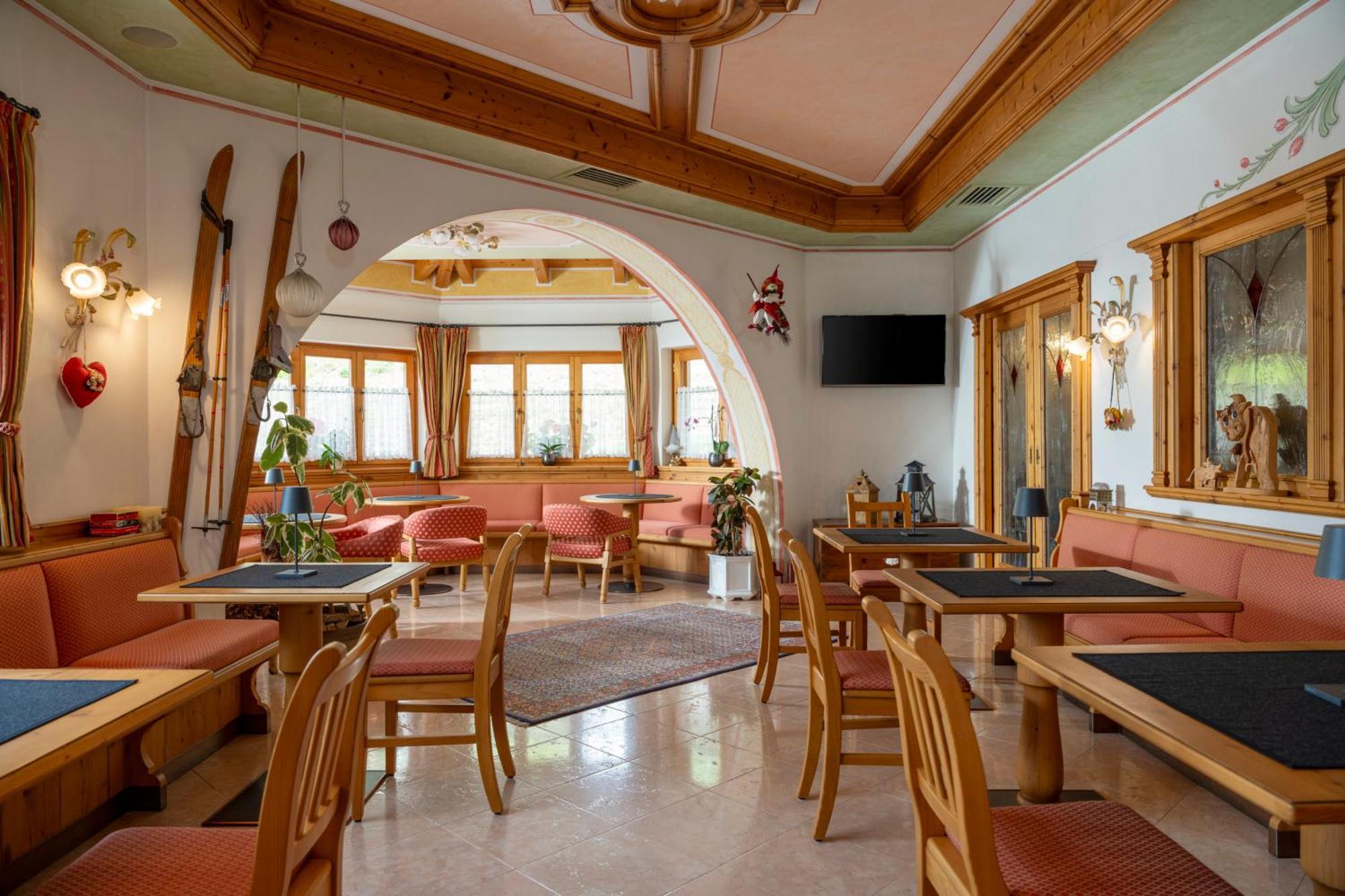 Hotel La Maison Wellness & 4*