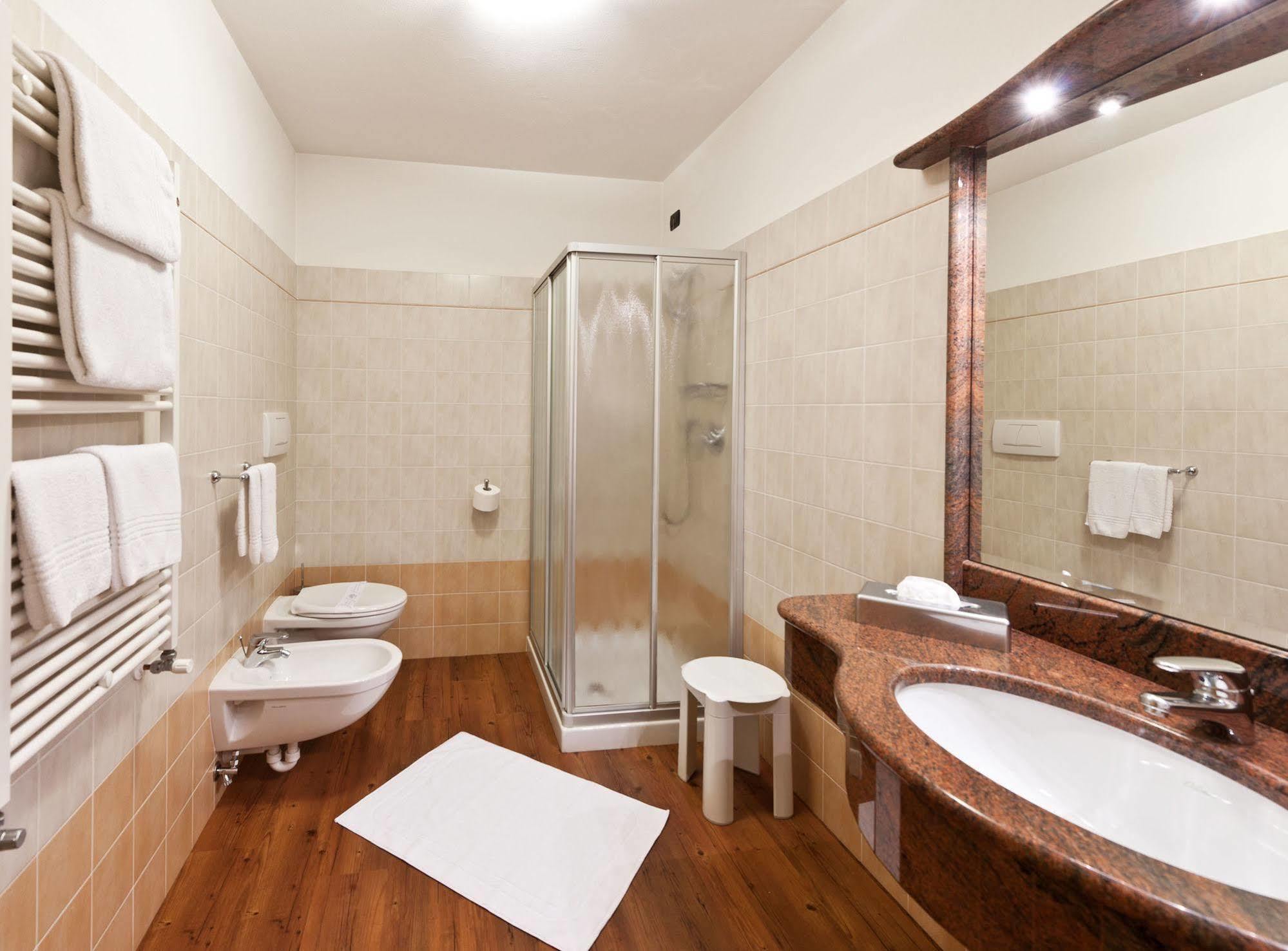 Hotel La Maison Wellness & Alleghe